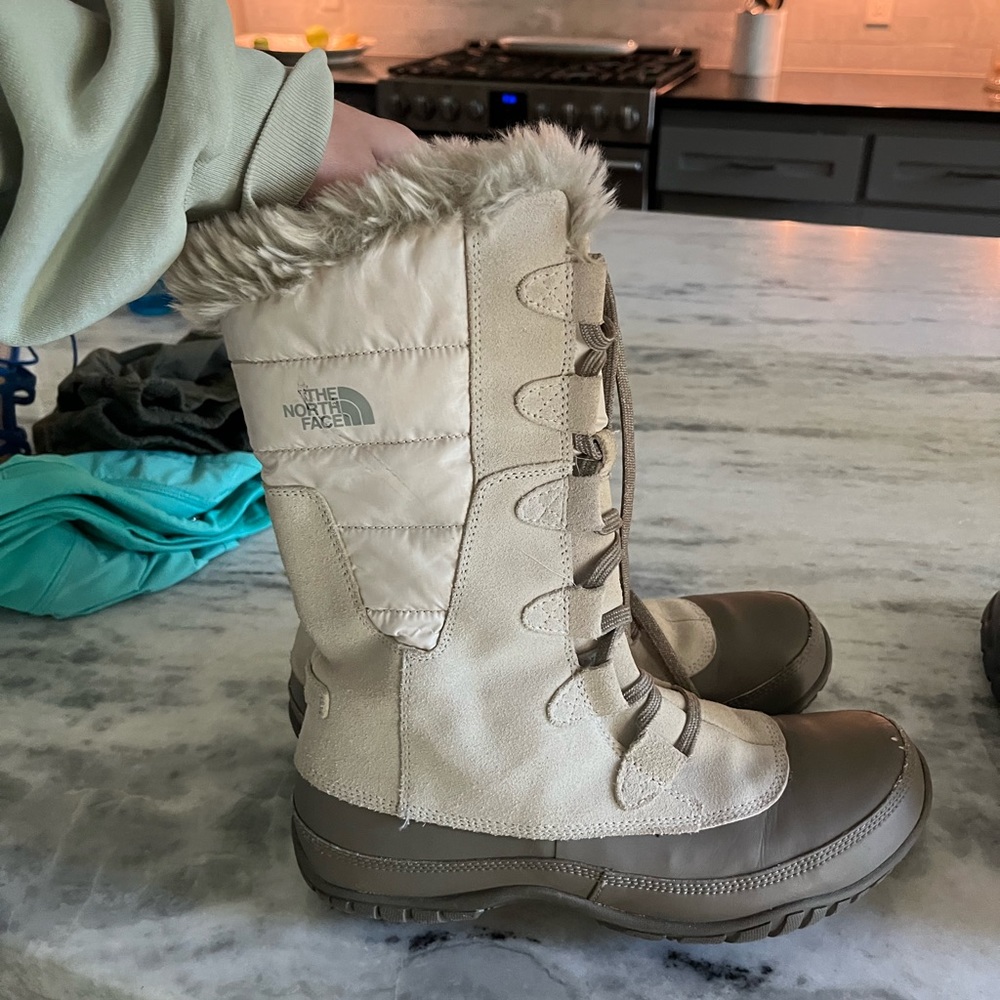 North face snow boots
